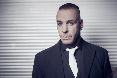 Sie ist die neue Freundin von Till Lindemann! - Till Lindemann hat eine neue Freundin.