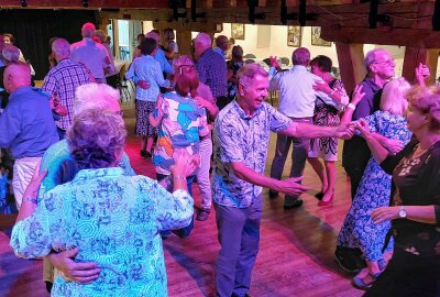 Skandalös: "Regenten" treten trotz Spielverbot in Plauen auf! - So voll wie hier im Malzhaus wird die Tanzfläche auch am 21. September zum Konzert der "Regenten" in der "Ranch". Foto: Karsten Repert