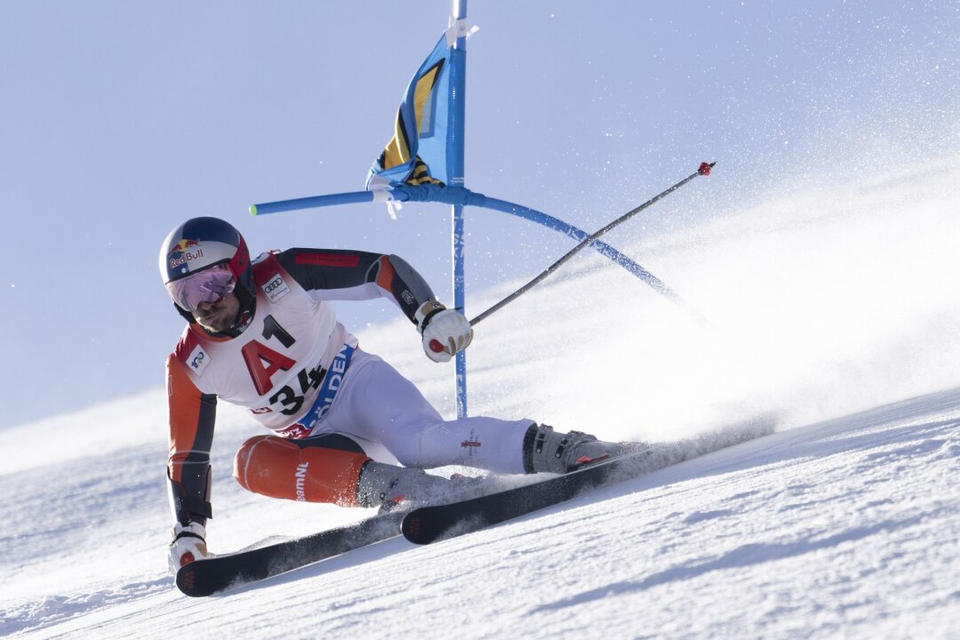 Ski-Star Hirscher begeistert bei Weltcup-Comeback - Marcel Hirscher feierte in Sölden sein Comeback im alpinen Ski-Weltcup.