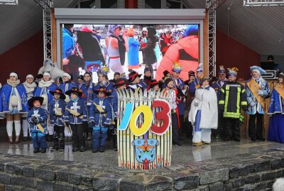 Skifasching kann offiziell über die Bühne gehen - Skifasching geht am Sonntag am Fichtelberg über die Bühne. Foto: Thomas Fritzsch/PhotroERZ