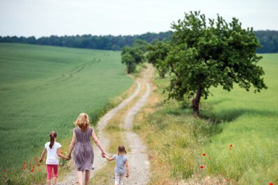 So bringen Sie Kinder und Job unter einen Hut - In der Elternzeit nicht an die Arbeit zu denken, kann gut für die Gesundheit sein und hilft, sich ganz auf die Familie zu fokussieren.