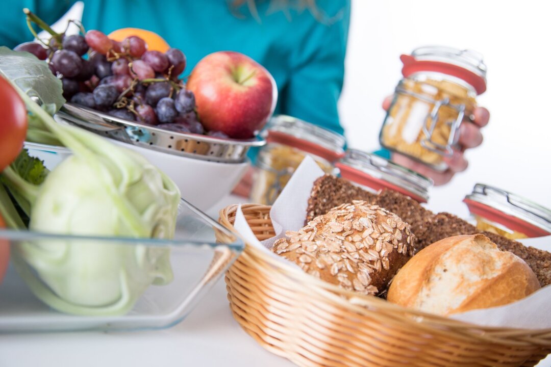 So sieht ein gesunder Ernährungsplan aus - Eine gesunde Ernährung versorgt uns mit allen wichtigen Nährstoffen.