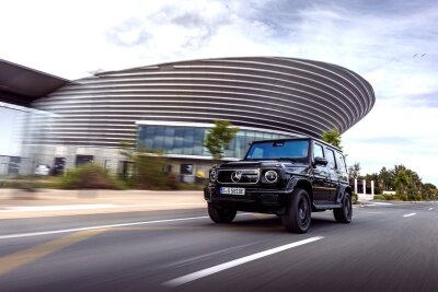 So viel kostet die elektrische G-Klasse von Mercedes - Die Mercedes G-Klasse unter Strom: Nach über 40 Jahren gibt es den Geländewagen jetzt mit einem Elektroantrieb mit vier E-Motoren und einer Reichweite von ca. 473 Kilometern.