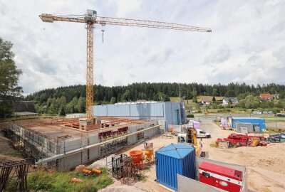 Sonderschau im Vogtland: Mondwoche in der Raumfahrtausstellung - Der Hallenanbau der Raumfahrtausstellung wächst. Foto: Thomas Voigt