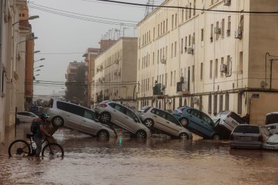 "Spanien weint": Fast 100 Tote bei "Jahrhundert-Unwetter" - Es war ein Jahrhundert-Unwetter.