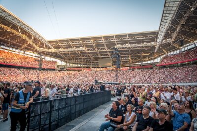 Mit 38.000 Besuchenden war die Red Bull Arena bis auf den letzten Platz belegt. Foto: Christian Grube