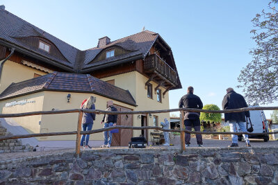 Staatsanwaltschaft erhebt Anklage wegen Totschlags: Mann soll Ehefrau mit Messer angegriffen haben - Gerichtliche Weichenstellung: Das Landgericht Dresden entscheidet über das Hauptverfahren. Foto: Roland Halkasch