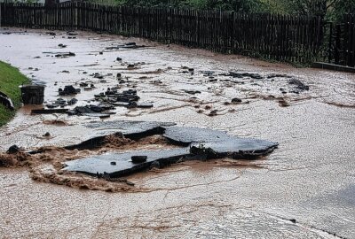 Starkregen in Frankenberg sorgt für Chaos - Hangwasser verursacht Chaos in Frankenberg. Foto: Erik Hoffmann