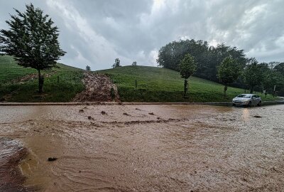 Starkregen in Frankenberg sorgt für Chaos - Hangwasser verursacht Chaos in Frankenberg. Foto: Erik Hoffmann