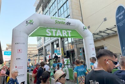 Starter, Schweiß und Sieger: Impressionen vom Chemnitzer Firmenlauf 2024 - Impressionen vom Chemnitzer Firmenlauf 2024.