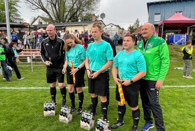 Sternquell-Vogtlandpokal geht an den BSV Irfersgrün - Bei den Männern eroberte der BSV 53 Irfersgrün den Sternquell-Vogtlandpokal. Fotos: Pressebüro Repert