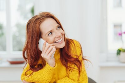 Studie: Handy-Strahlung verursacht keinen Krebs - Radiowellen, die vom Handy ausgehen, sind einer aktuellen Studie zufolge nicht krebserregend.