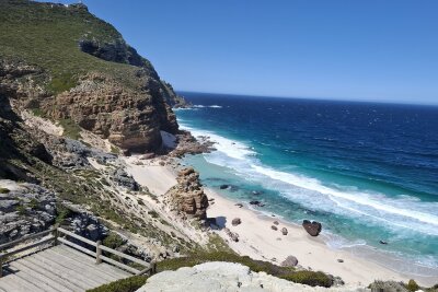 Südafrika: Wilde Natur am Fuße des Tafelbergs... - Die schönsten Strände befinden sich wohl außerhalb der Stadt, wie hier im Kap der guten Hoffnung, der Dias Beach.