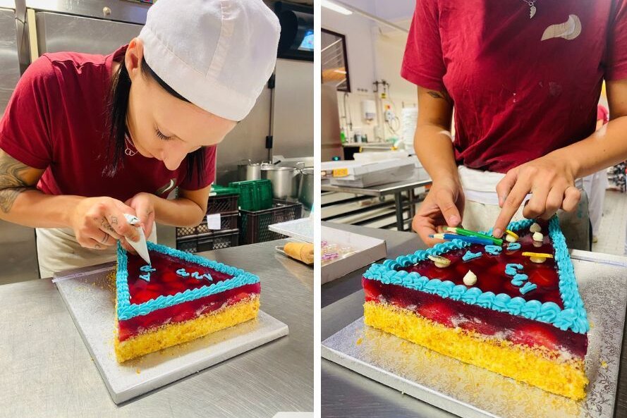 Süßer Schulstart: Mittelsächsische Traditionsbäckereien zeigen ihre Vielfält - Eine Schulanfangstorte ist mehr als nur eine süße Leckerei - sie symbolisiert die Freude und die Feier dieses besonderen Tages. Lisa Wündisch beim Verzieren.