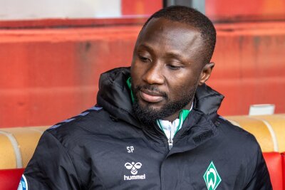 Suspendierter Naby Keita trainiert mit Bremens U23 - Der suspendierte Naby Keita trainiert aktuell bei der U23 von Werder Bremen.