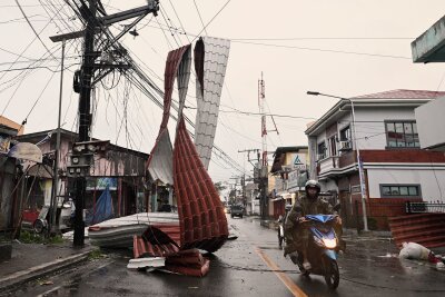 Taifun wütet auf Philippinen - Acht Tote - Schon wieder hat ein heftiger Sturm auf den Philippinen für Zerstörung gesorgt.