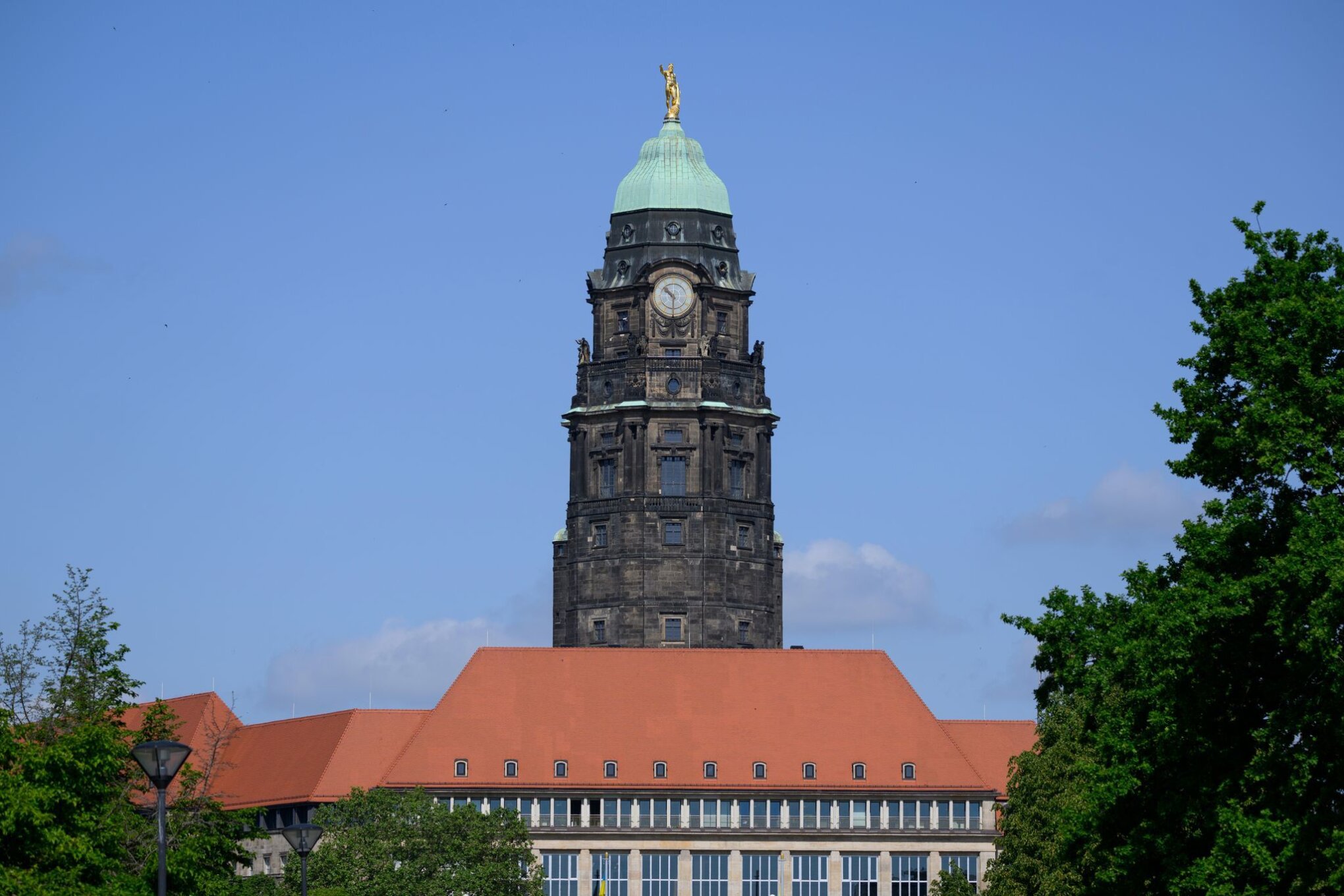 Thousands at a demonstration against social cuts in Dresden