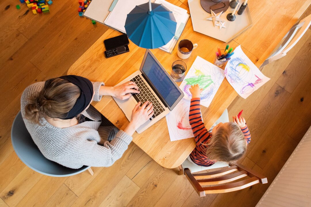 Teilzeit oder Vollzeit – Wie viel Arbeit passt ins Leben? - Das Projekt "Vollzeit-Arbeit" muss von der ganzen Familie getragen werden: Dazu gehört es auch, Aufgaben smart zu verteilen.