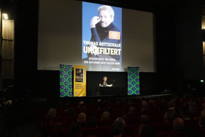 Thomas Gottschalk: "Bedauere Ohrfeige heute noch" - Der Entertainer stellte sein Buch in Hamburg vor.