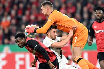 Titelverteidiger Leverkusen marschiert in Runde drei - Bayer Leverkusen besiegte SV Elversberg im Pokal.