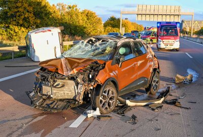 Tödlicher Unfall auf der A14: Autobahn vollgesperrt - Am Dienstagnachmittag kam es gegen 16.20 Uhr zu einem tödlichen Verkehrsunfall auf der A14 Richtung Magdeburg kurz vor dem Schkeuditzer Kreuz. Foto: EHL Media/Erik-Holm Langhof