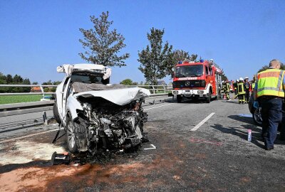 Tödlicher Unfall: Senior kommt in Gegenverkehr und prallt frontal mit VW zusammen - Am Donnerstag kam es zu einem tödlichenVerkehrsunfall in Kottmarsdorf. Foto: xcitepress/Thomas Baier