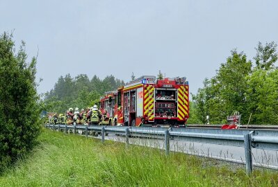 Tödlicher Verkehrsunfall im Erzgebirge: PKW kollidiert mit zwei Fahrzeugen - Am Montagmorgen kam es zu einem tödlichen Verkehrsunfall in Elterlein. Foto: Daniel Unger