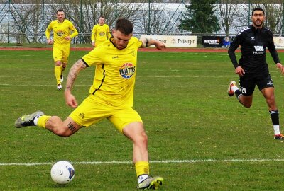 Torjäger aus dem Erzgebirge will sich in der Regionalliga durchbeißen - In Marienberg war Kevin Werner vor dem gegnerischen Tor ein zuverlässiger Vollstrecker. Foto: Andreas Bauer