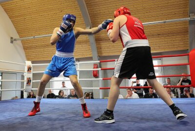 Trainer-Legende Ulli Wegner bei Markus-Beyer-Gedenkturnier dabei - Zwanzig Kämpfe standen beim Markus-Beyer-Gedenkturnier an. Foto: Katja Lippmann-Wagner