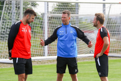 Trainingslager und Würze: Was Rico Schmitt mit dem FSV vor hat - Eindrücke vom Trainingsauftakt des FSV Zwickau. Foto: Gabor Krieg