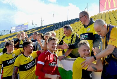 Transferkracher: Publikumsliebling zurück beim VFC Plauen - Publikumsliebling Lucas Will (unten, rechts) kehrt zurück nach Plauen. Foto: Karsten Repert