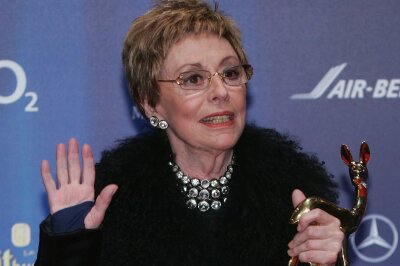 Trauer um das "Malaguena-Girl": Zum Tode Caterina Valentes - 2005 war Caterina Valente unter den Bambi-Preisträgerinnen- und Preisträgern.