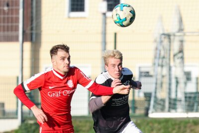 Treuen gewinnt 2:1 in Adorf - Das sind die Ergebnisse der 2. Runde des Sternquell-Vogtlandpokals - Die Mannschaft von Trainer Daniel Fahrenholz musste auswärts beim VFC Adorf antreten.