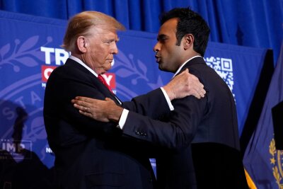 Trump bei Biden im Weißen Haus - Moderator als Pentagon-Chef - ... gemeinsam mit Ex-Präsidentschaftsbewerber Vivek Ramaswamy.