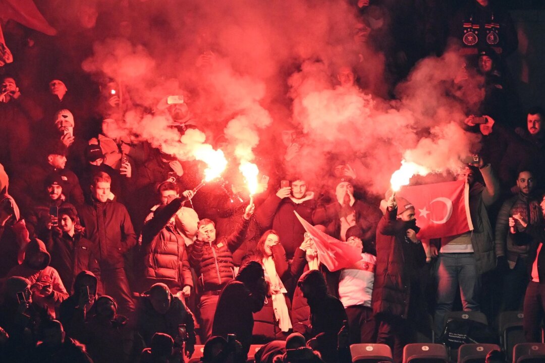 Türkisches Heimspiel im Fußballtempel: "Wie Löwen" - Die Türkei kann sich bei der EM auf viel Unterstützung der Fans freuen.