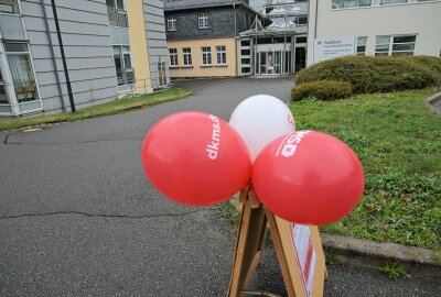 Typisierungsaktion gestartet: 46-jährige Erzgebirgerin an Blutkrebs erkrankt - Um ihrer Freundin Daniela zu helfen, die an Leukämie erkrankt ist, haben Schneeberger jetzt eine Typisierungsaktion ins Leben gerufen, die auf gute Resonanz gestoßen ist. Foto: Ralf Wendland