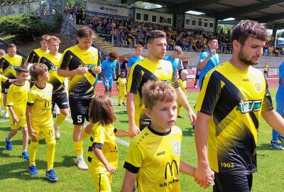 Über 4.000 Zuschauer zum Derby zwischen Zwickau und Plauen erwartet - Die VFC-Fußballer bereiten sich auf das Spiel in Zwickau vor. Foto: Karsten Repert