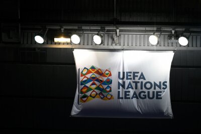 UEFA nach Spielabbruch durch Kosovo gefordert - In Rumänien ist es in einem Nations-League-Spiel zu einem Eklat gekommen.