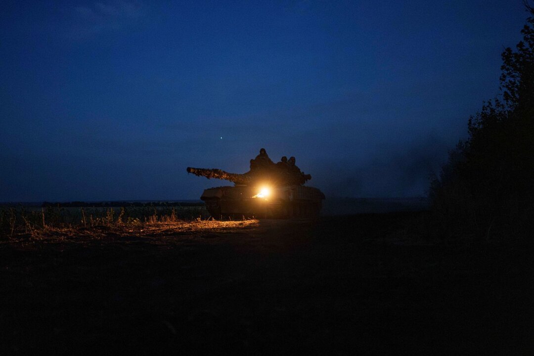 Ukrainisches Militär sieht schwierige Lage an Ostfront - Die ukrainischen Verteidiger stehen an der Front im Osten ihres Landes schwer unter Druck. (Archivbild)