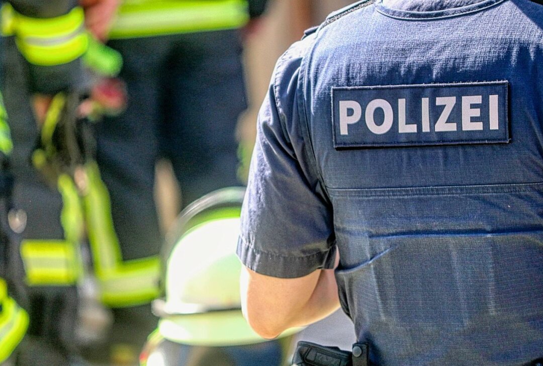 Unbekannte versuchen Keller in Chemnitz anzuzünden: Die Polizei ermittelt - Symbolbild: pixabay/Alexander Fox