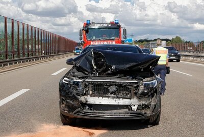 Unfall auf der A4: Mehrere Fahrzeuge beteiligt - Am Dienstagnachmittag kam es zu einem Unfall auf der A4 in Höhe der Anschlussstelle Glösa in Fahrtrichtung Erfurt. Foto: Jan Härtel