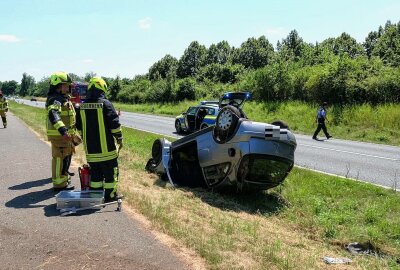 Unfall auf der B176: PKW überschlägt sich - Unfall auf der B176: PKW überschlägt sich zwischen Borna und Lobstädt. Foto: xcitepress