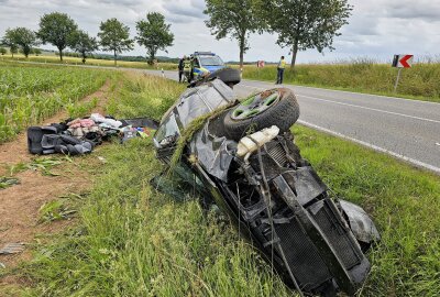 Unfall auf S290: PKW überschlägt sich und bleibt auf Dach liegen - Auf der S290 kam es zu einem Verkehrsunfall. Foto: Mike Müller