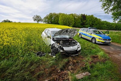 Unfall in Sachsen: Eine verletzte Person im Krankenhaus - Zu einem Verkehrsunfall kam es am Sonntagnachmittag auf der S151 zwischen Schönbach und Lawalde. Foto: LausitzNews/ Philipp Grohmann