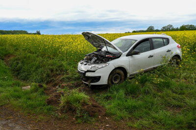 Unfall in Sachsen: Eine verletzte Person im Krankenhaus - Zu einem Verkehrsunfall kam es am Sonntagnachmittag auf der S151 zwischen Schönbach und Lawalde. Foto: LausitzNews/ Philipp Grohmann