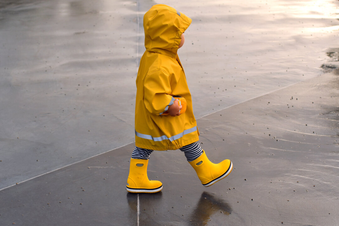 Unwetterwarnung am Kindertag: Sonnenlandpark verschiebt Party und bietet Schlechtwettervariante - Unwetterwarung in der Region: Die große Kindertagsparty des Sonnenlandparkes muss aufgrund der Wettervorhersage verschoben werden.