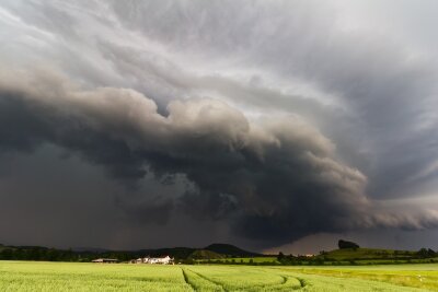 Unwetterwarnung für Sachsen am Dienstagabend und in der Nacht - Symbolbild. Foto: Pixabay/DerTobiSturmjagd