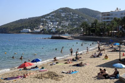 Unzufriedener Restaurantgast auf Ibiza von Koch verprügelt - Der Tatort soll ein bekanntes Restaurant auf der Insel der Schönen und Reichen gewesen sein. (Symbolbild)