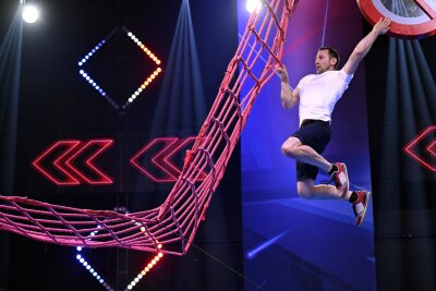 Update: Erzgebirger Mirko schafft es ins Halbfinale bei "Ninja Warrior Germany" - Mirko trainiert zweimal wöchentlich in der Boulderhalle Chemnitz.