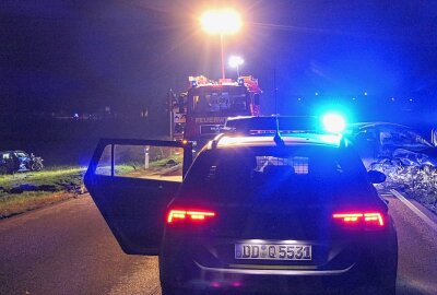 Update zu Tödlichen Verkehrsunfall auf der B107: Audi A3 und VW Polo kollidieren frontal - Das Kriseninterventionsteam des Landkreises kam zum Einsatz, um die Angehörigen zu betreuen. Foto: Sören Müller